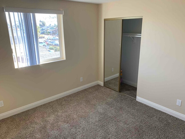 Photo - 4424 S Wilton Pl House