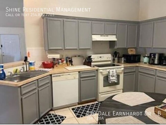 Building Photo - 200 Dale Earnhardt Dr