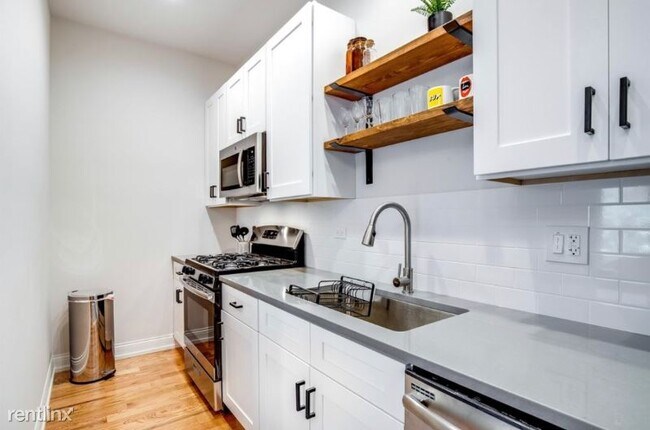 Foto del edificio - 5407 S Harper Ave