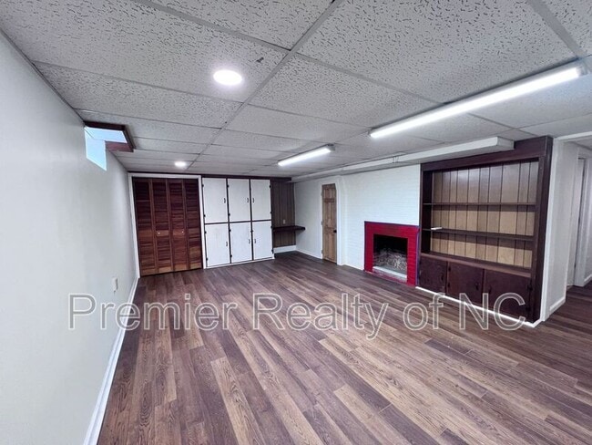 Foto del edificio - 412 S Main St