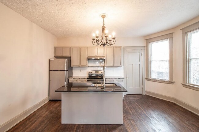 Foto del edificio - 3309 W 8th St
