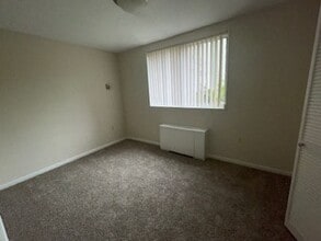 Interior Photo - Summit Hills