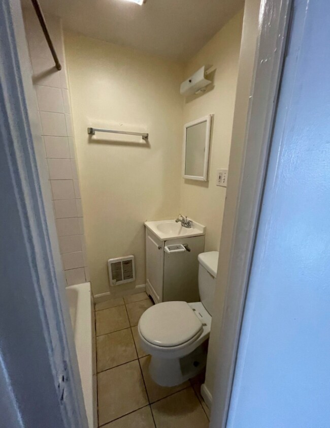 Foto del edificio - 264 Maverick St