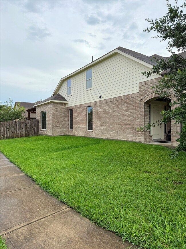 Foto del edificio - 20703 Winghaven Dr