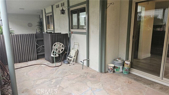 Foto del edificio - 22935 Maple Ave