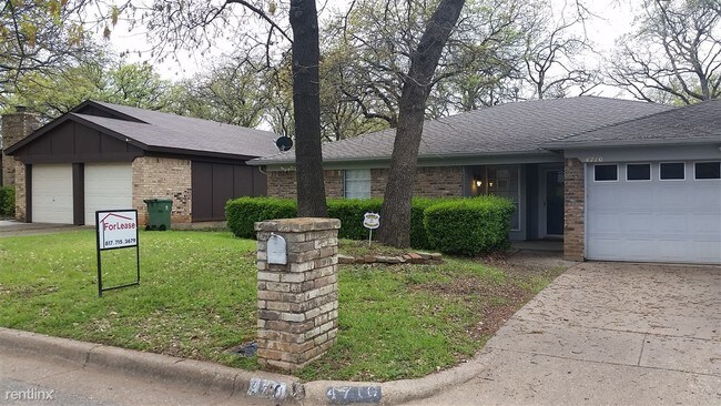 Building Photo - 3 br, 2 bath House - 4710 Crestmont Ct