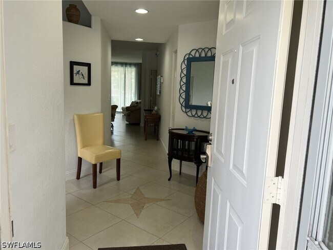 Building Photo - 1240 Sarah Jean Cir