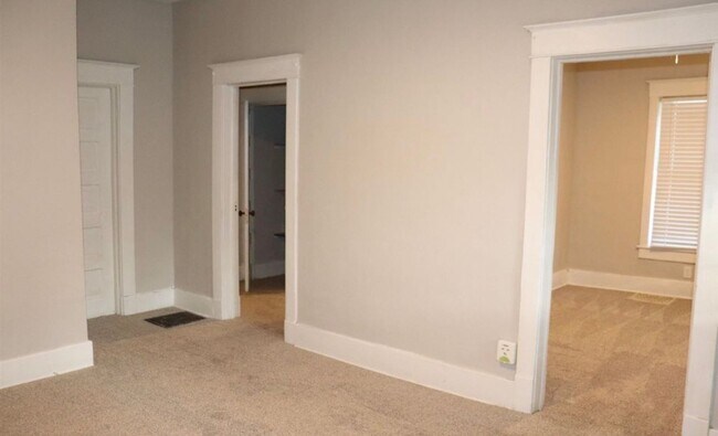 Foto del edificio - 1535 N 32nd St