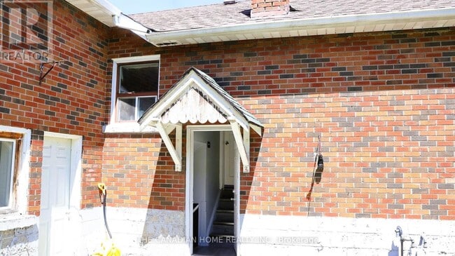 Building Photo - 113 Pitfield Rd