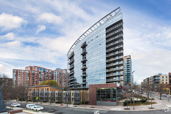 Building Photo - The Odyssey Condominiums