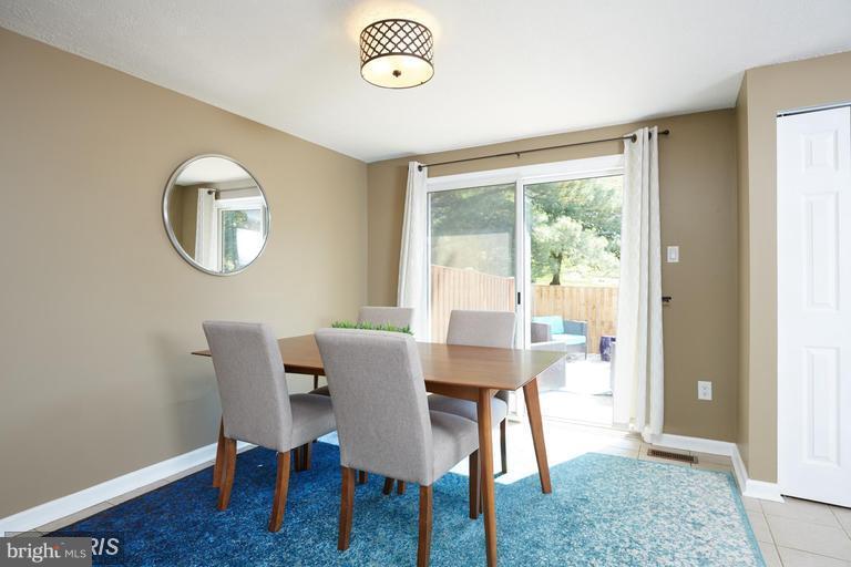 7706 Havenside Terrace, Derwood, MD 20855 Townhome Rentals in Derwood