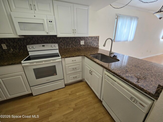 Building Photo - 505 Landings Way