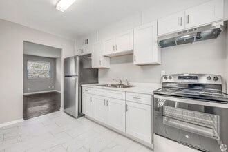 Building Photo - 2129 M.L.K. Jr Dr SW