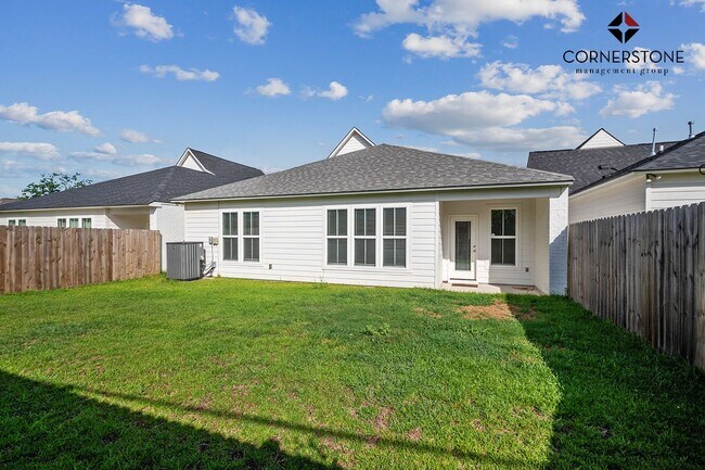 Foto del edificio - YOUR GATEWAY TO MODERN RENTING! LOVELY 4 B...