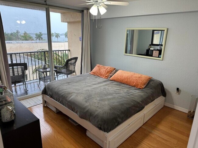 Foto del edificio - 1801 N Flagler Dr