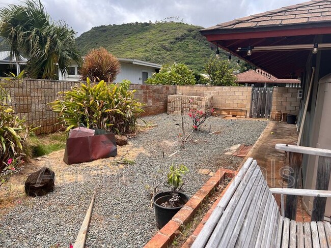 Building Photo - 5250 Apo Dr