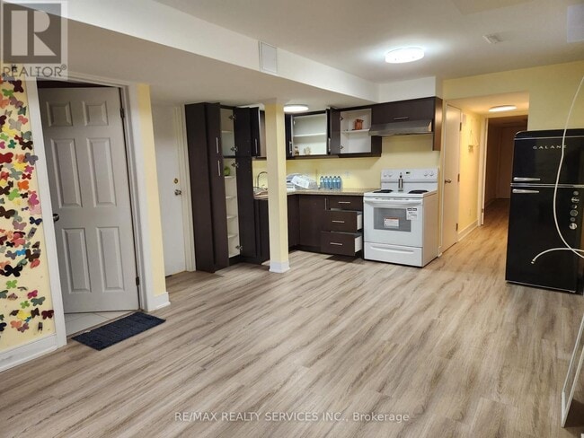 Building Photo - 18 Kilrea Way