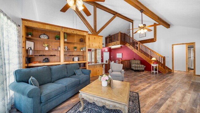 Foto del edificio - 11400 Highcrest Dr