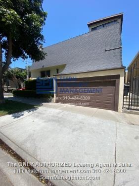 Building Photo - 1150 N Curson Ave
