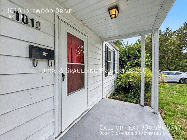 Building Photo - 1010 Idlewood Dr