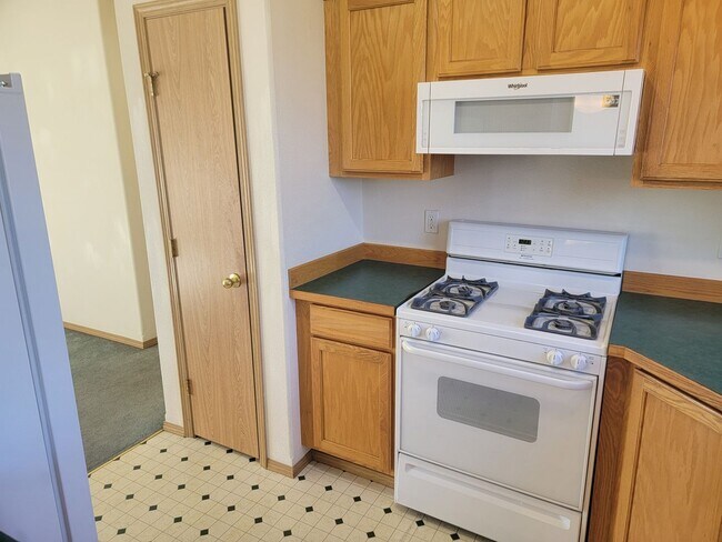 Foto del edificio - 3 Bedroom Home North End Of Northwood - Gr...