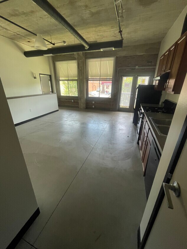 Living Space - 5700 Detroit Ave