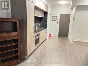 Building Photo - 38 Cameron St