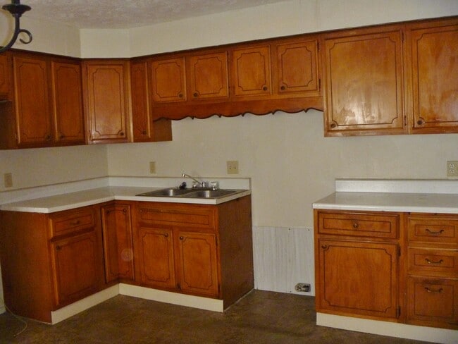 Building Photo - 1006 E Grant St