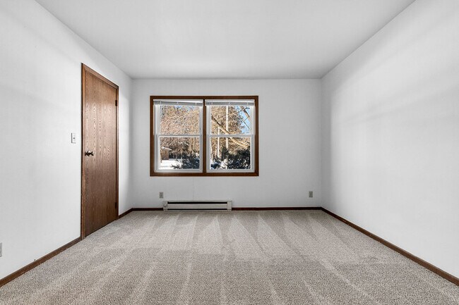 Foto del edificio - Woodfield Circle Apartments