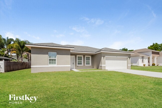 Building Photo - 448 Magpie Ct