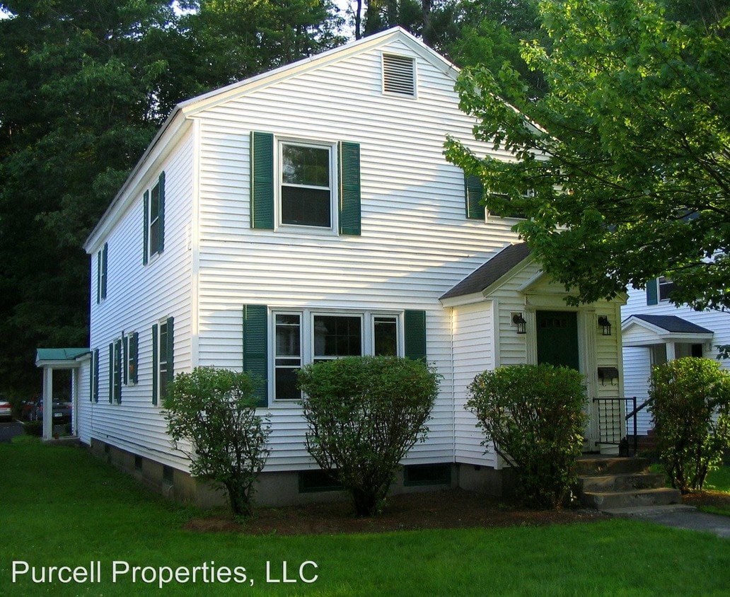 Primary Photo - 3 br, 1 bath Apartment - 34 W. Wheelock