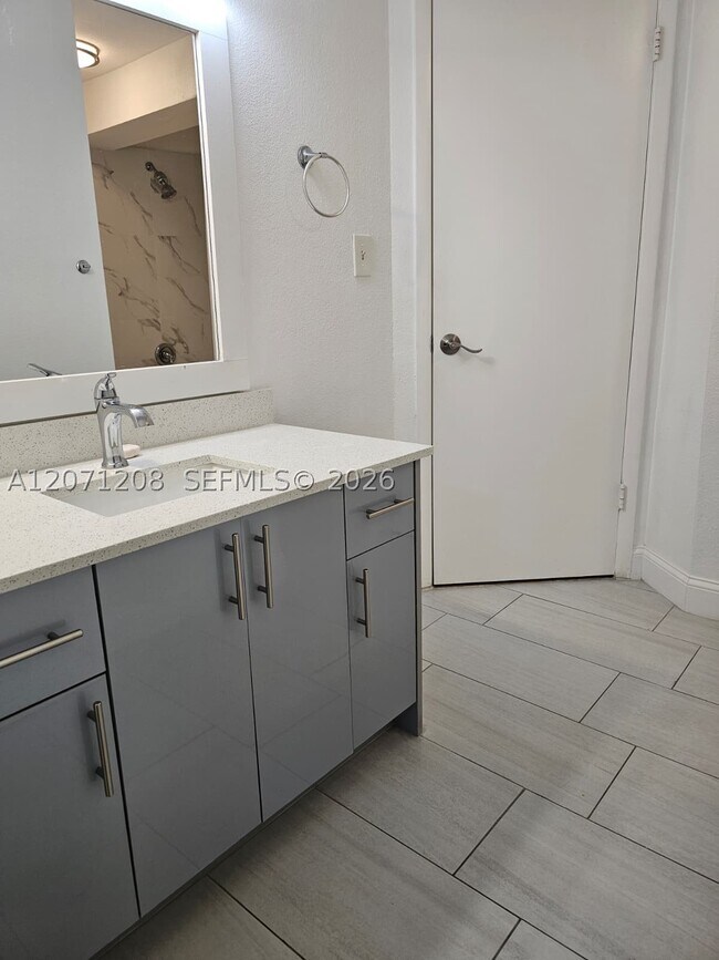 Foto del edificio - 10440 SW 156th Ct