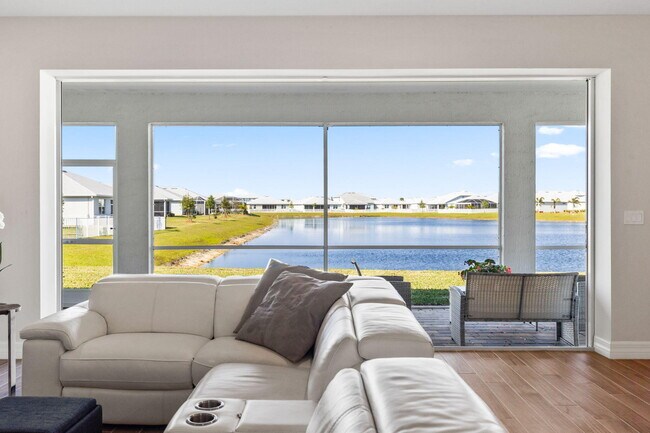 Foto del edificio - 10373 SW Green Turtle Ln