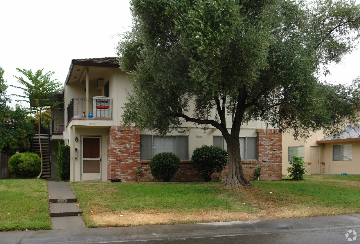 Primary Photo - 929 Carro Dr