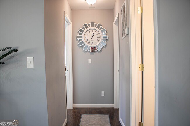 Foto del edificio - 444 Sunset Ave NW