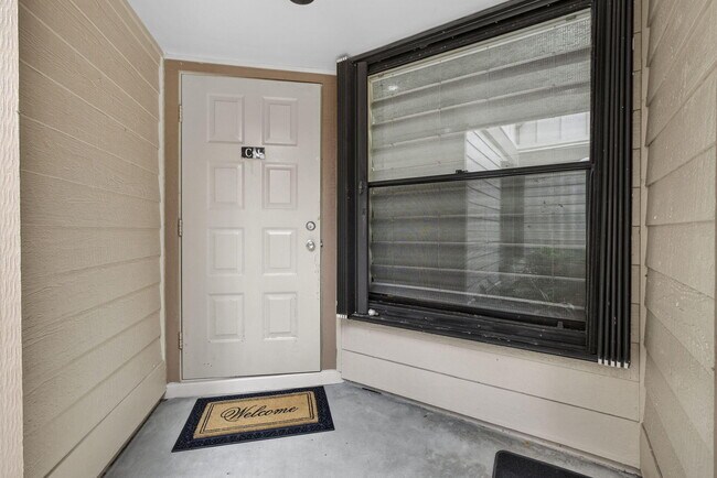Foto del edificio - 500 Crosswinds Dr