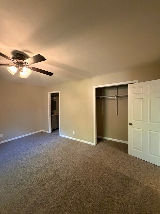 Foto del edificio - 3633 Thomasville Rd
