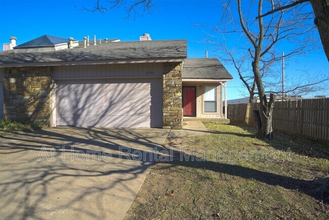 Foto del edificio - 6903 S 78th E Ave