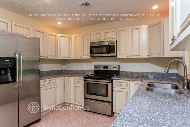 Foto del edificio - 13355 43rd Rd N