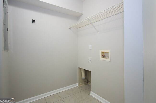 Foto del edificio - 1687 Cannonball Ct NW