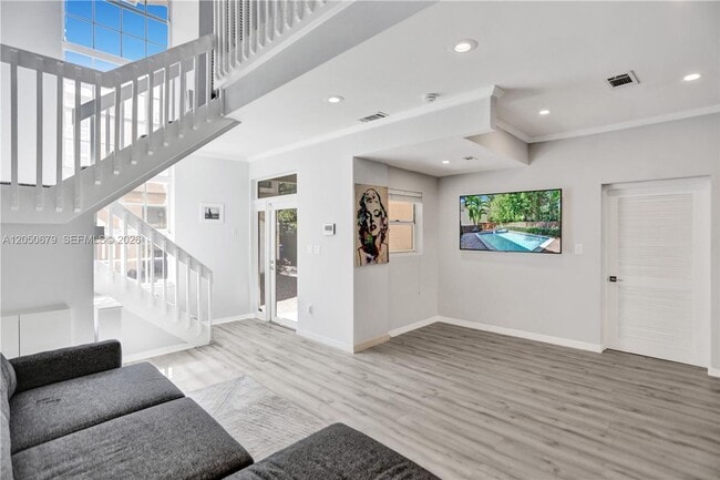 Building Photo - 3135 Gifford Ln