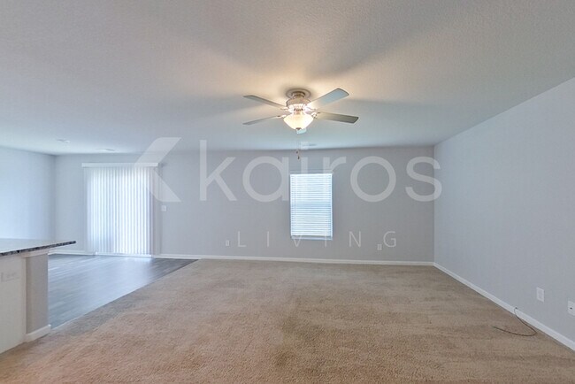 Foto del edificio - 1422 Native Gdn Rd