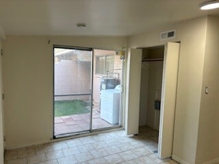 Building Photo - 3139 E Glenrosa Ave