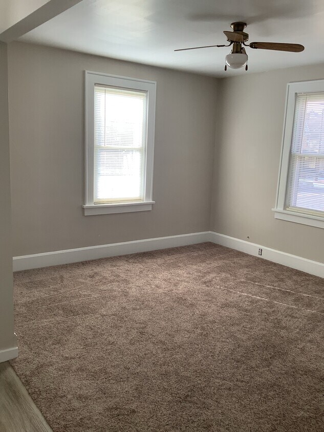 325 E High St Unit 1 First Floor, Ebensburg, PA 15931 Apartments in