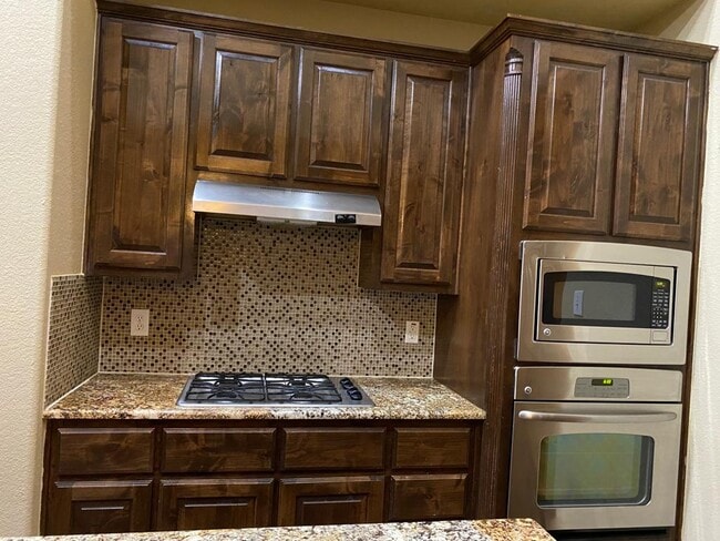 Kitchen1 - 434 Needham Dr