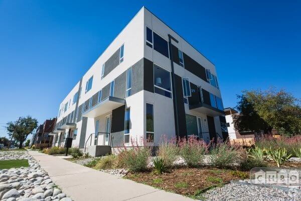Building Photo - 3207 W 17th Ave