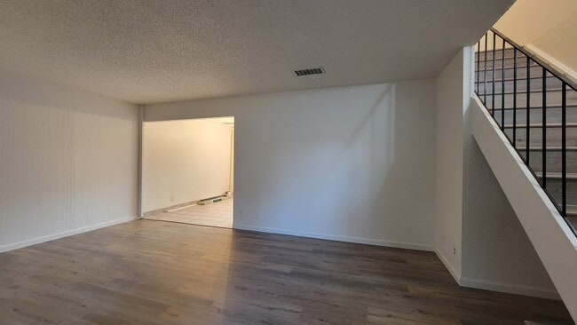 Building Photo - 289 Jose Figueres Ave