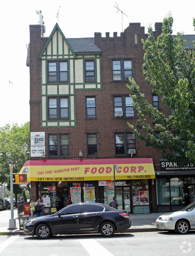 Foto del edificio - 7201 Fort Hamilton Pky