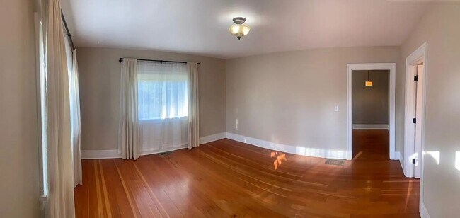 Building Photo - $2,750 - Two Bedrooms, Two Bathrooms, With Bonus Room And Large Yard, Ready For Lease!