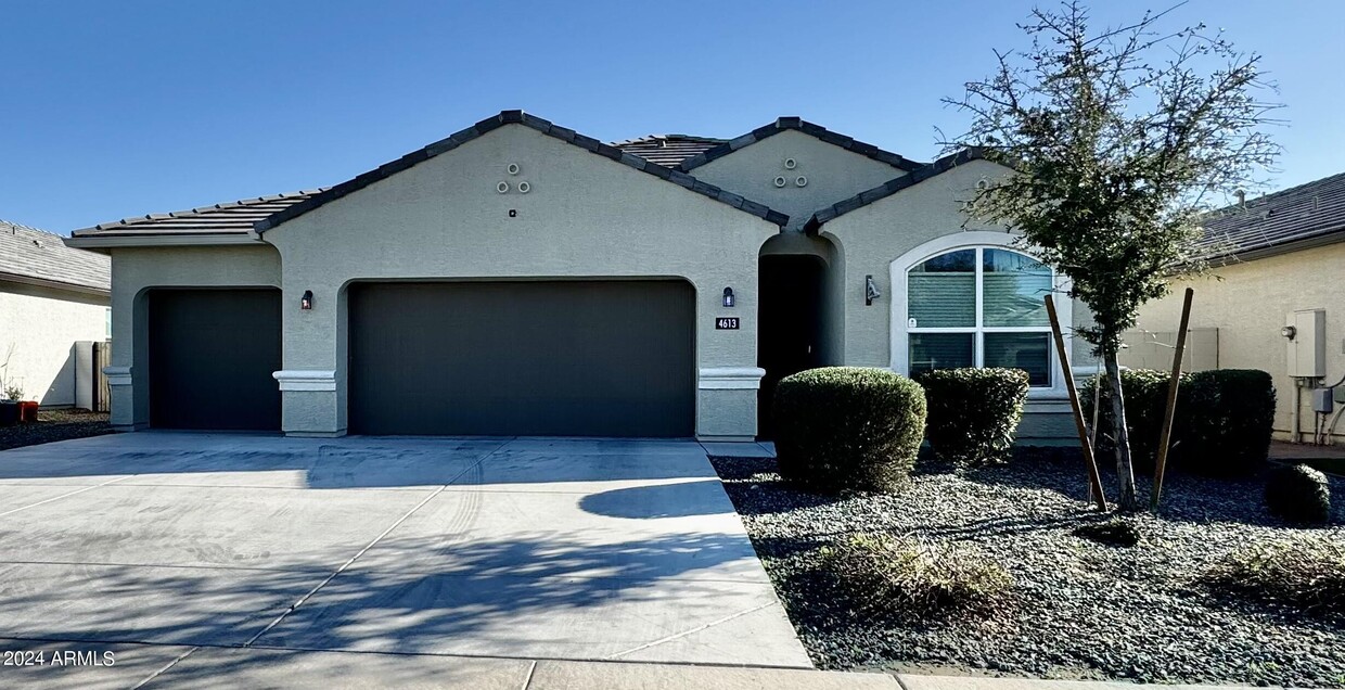 Foto principal - 4613 W Dill Ave